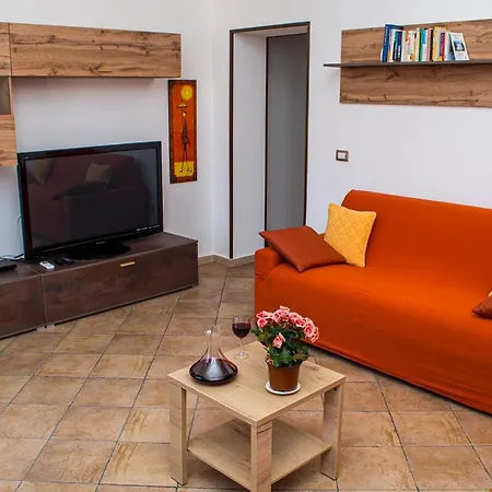 Archimedes House Apartment